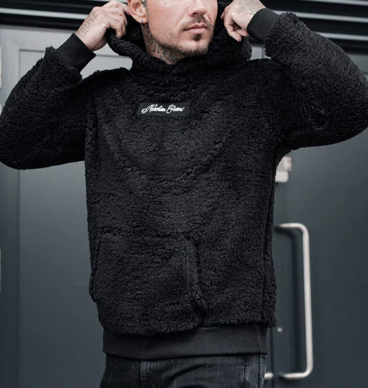 Pánská hřejivá mikina s kapucí a velkou kapsou – stylový fleecový pulovr